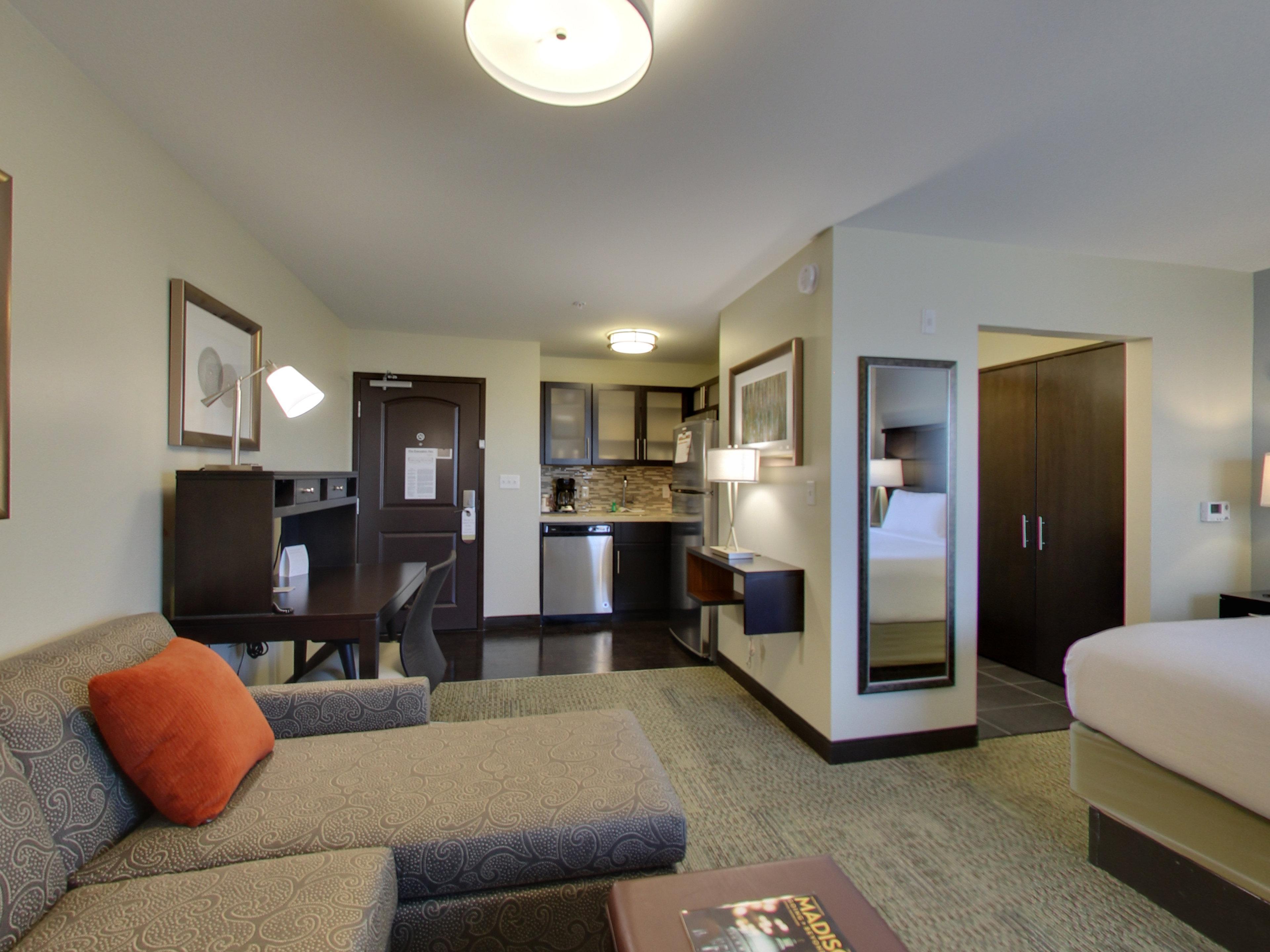 Staybridge Suites - Madison - Fitchburg Екстериор снимка